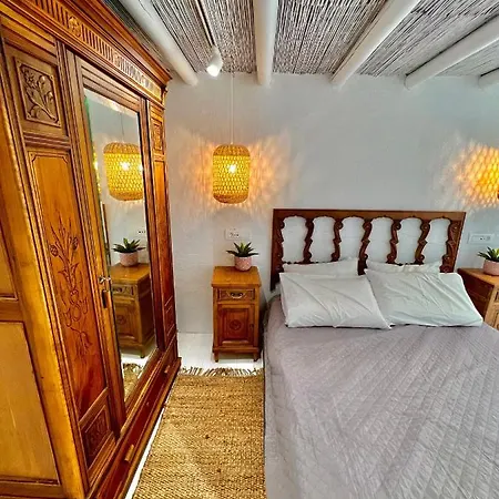 Nyaraló Aetheria Traditional House *