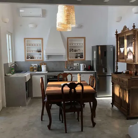 Aetheria Traditional House Casa vacanze *