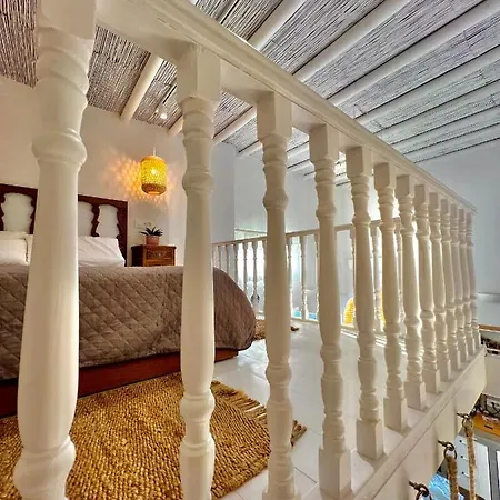 Aetheria Traditional House *