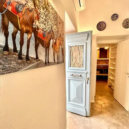 Aetheria Traditional House Case de vacanță