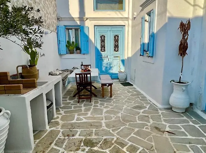 Дом отдыха Aetheria Traditional House Коскину