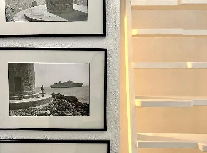 Aetheria Traditional House Case de vacanță