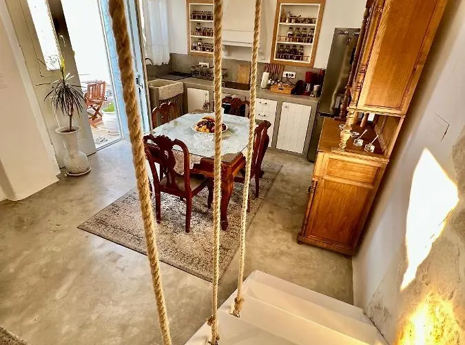 Aetheria Traditional House Дом отдыха *