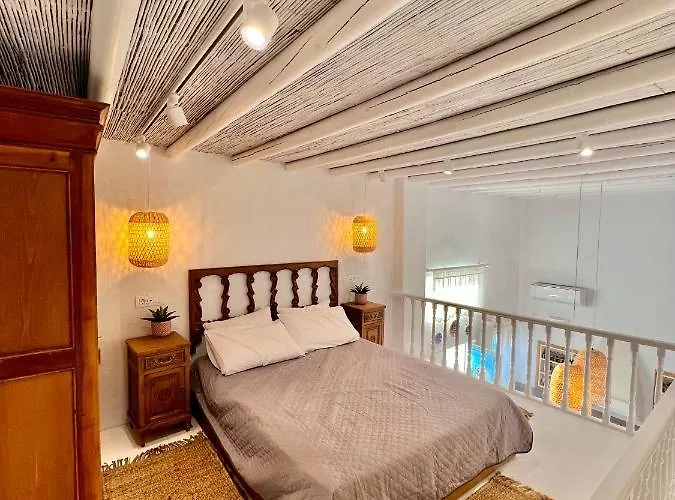 Aetheria Traditional House