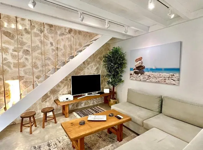 Aetheria Traditional House Holiday home *